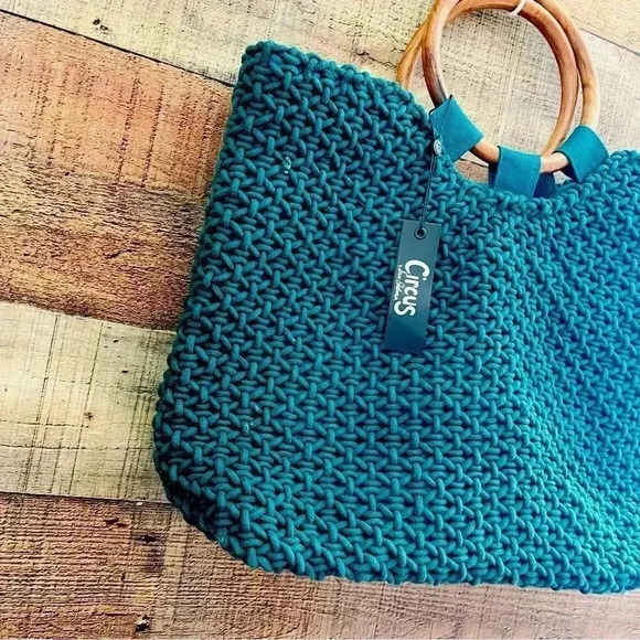 NWT Circus by Sam Edelman Susannah Macrame Satchel - Picture 5 of 11